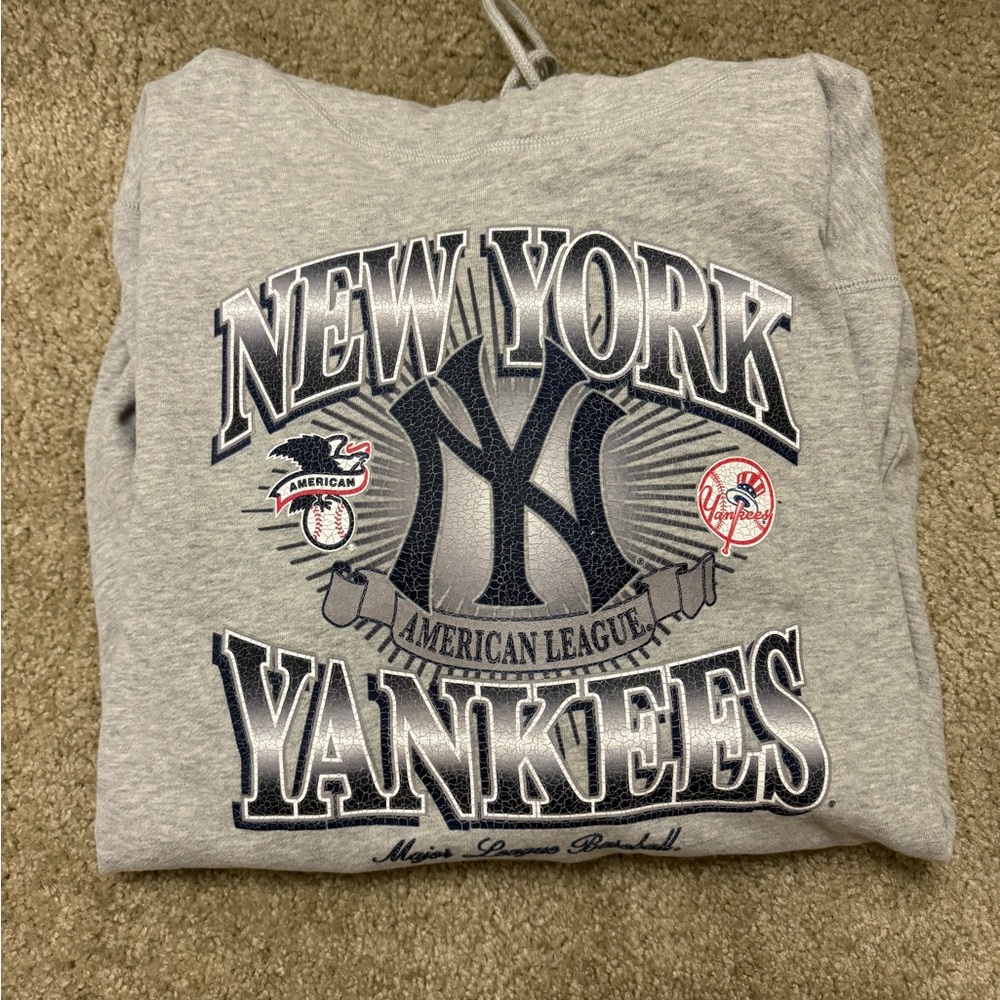 NY Yankees Sweat Shirt